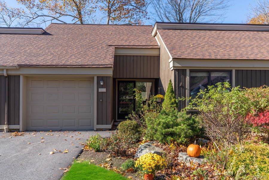 610 Heritage Hills - Photo 1