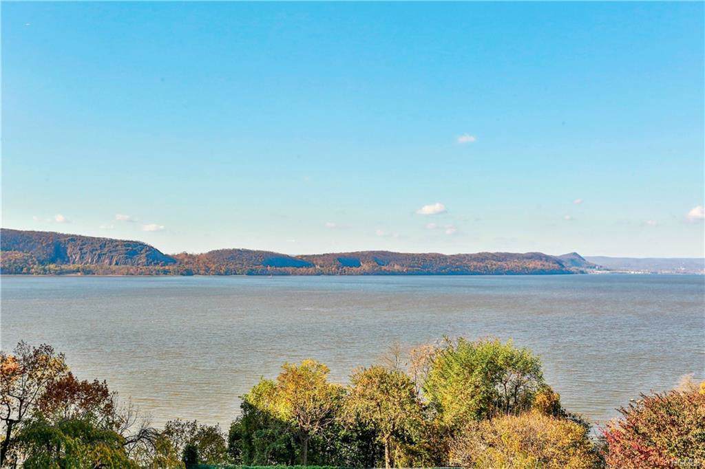 16 Rockledge Avenue - Photo 1