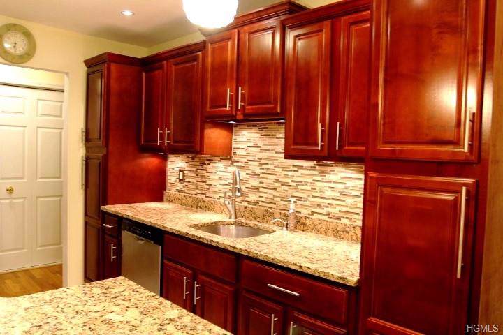 7 E. Lawrence Park Drive - Photo 1