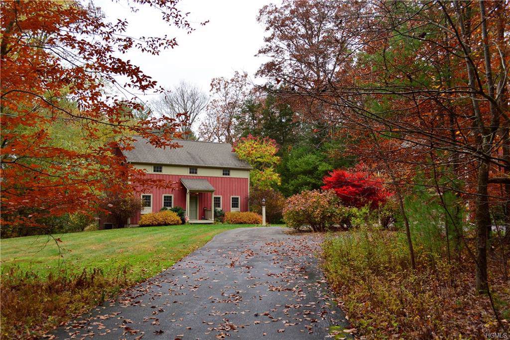 2 Hemlock Lane - Photo 1