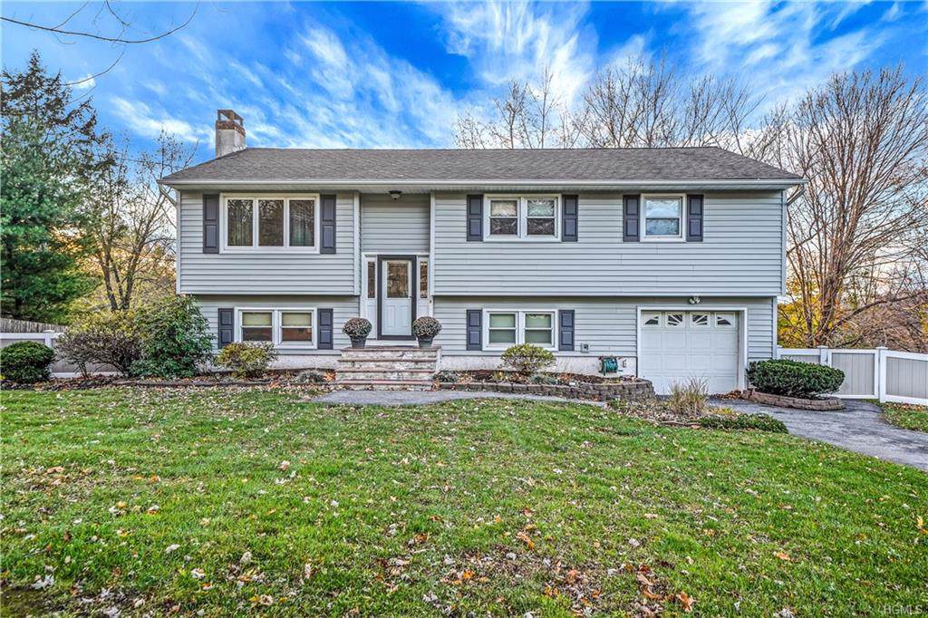 32 Pine Hill Road - Photo 1