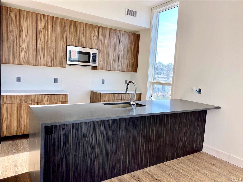 39 Washington Avenue - Photo 1