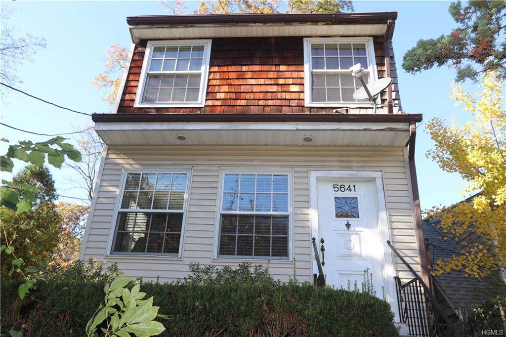 5641 Mosholu Avenue - Photo 1