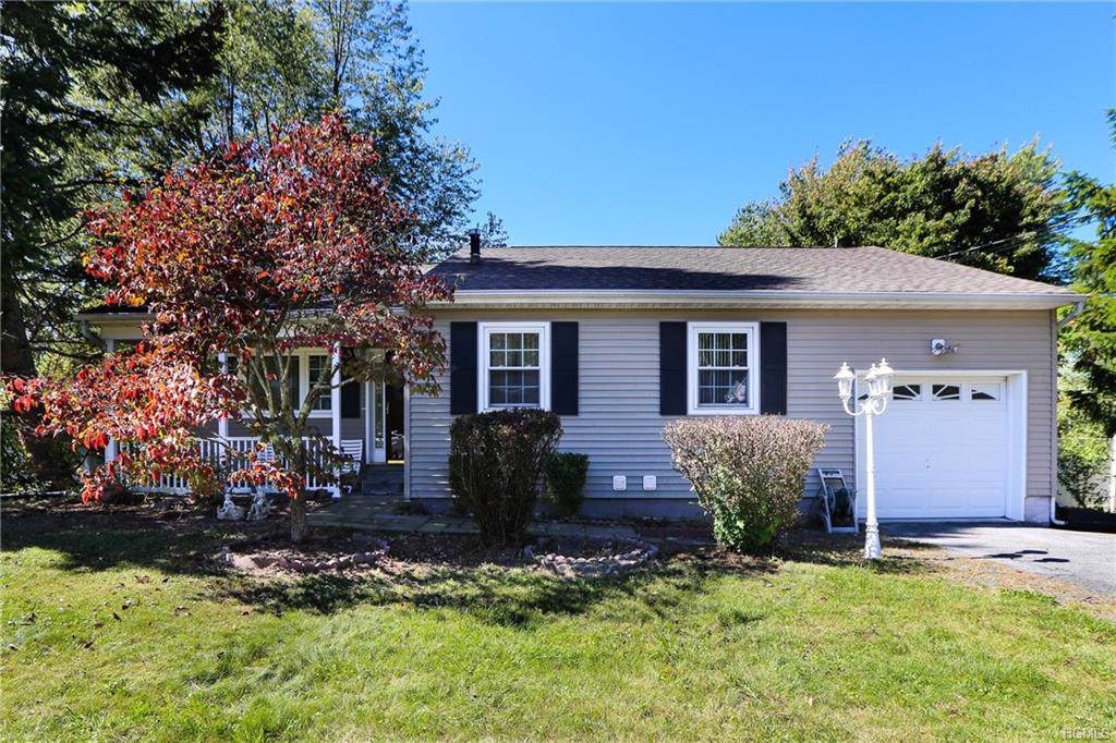 8 Mohican Road - Photo 1 8 Mohican Road - Photo 1