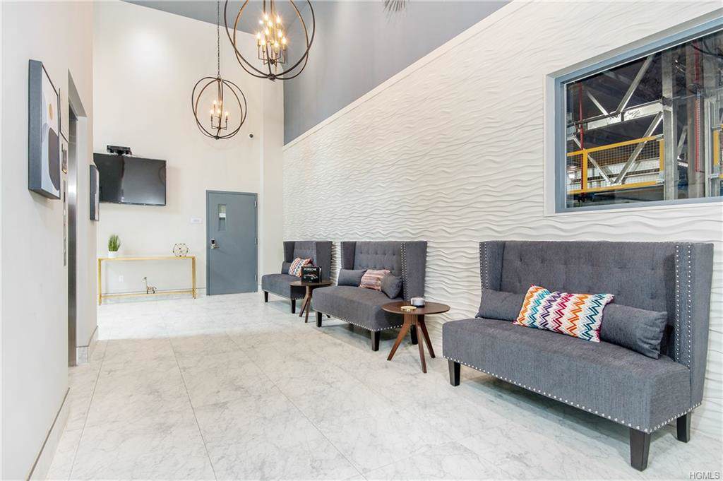 412 Bronx River Road - Photo 1