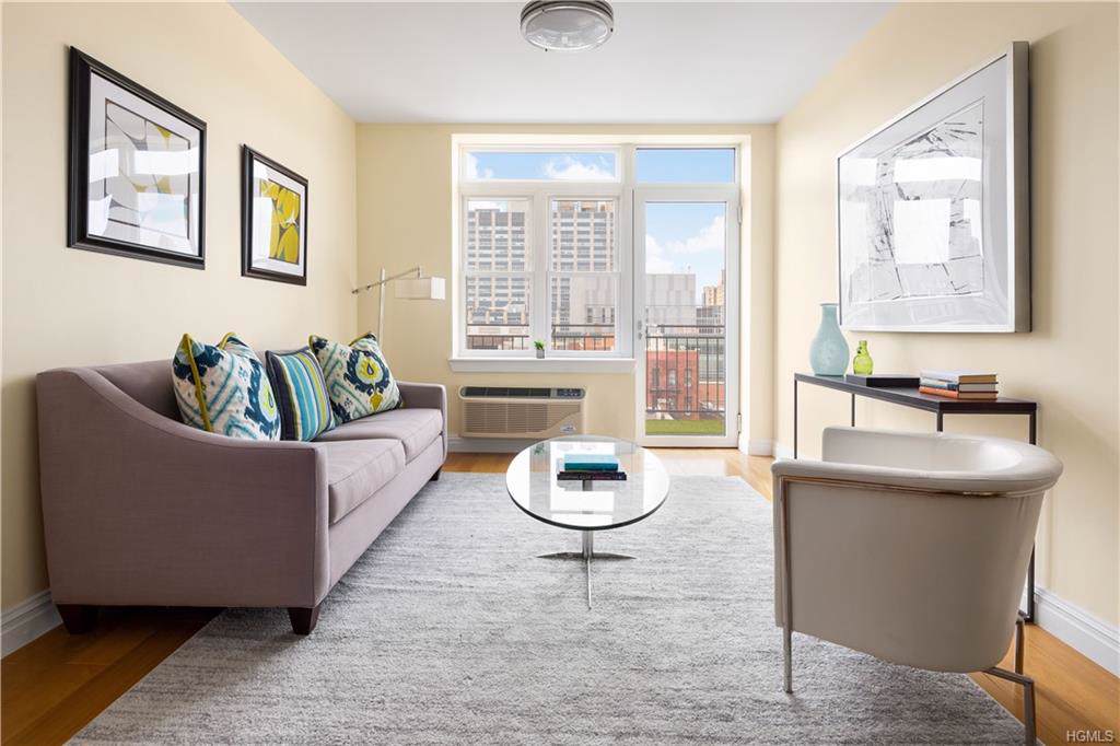 70 139th Street - Photo 1