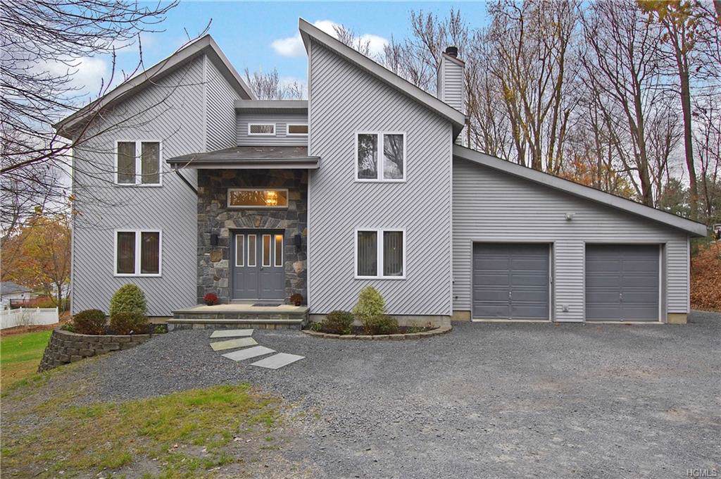 42 Mid Oaks St. Street - Photo 1