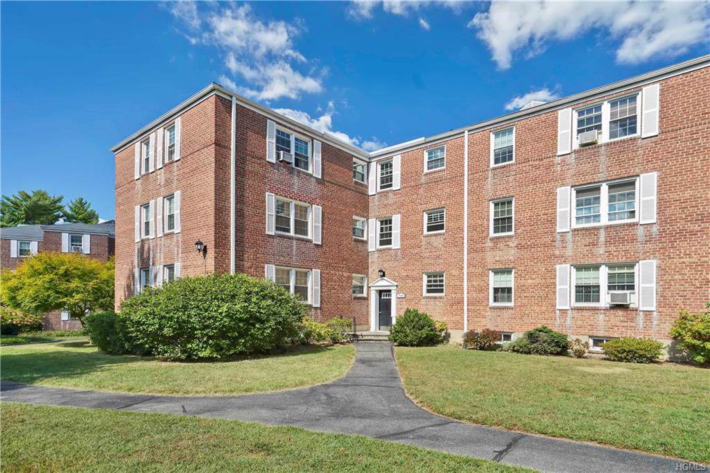 749 Broadway - Photo 1