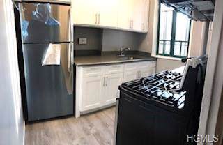 1560 Metropolitan Avenue - Photo 1