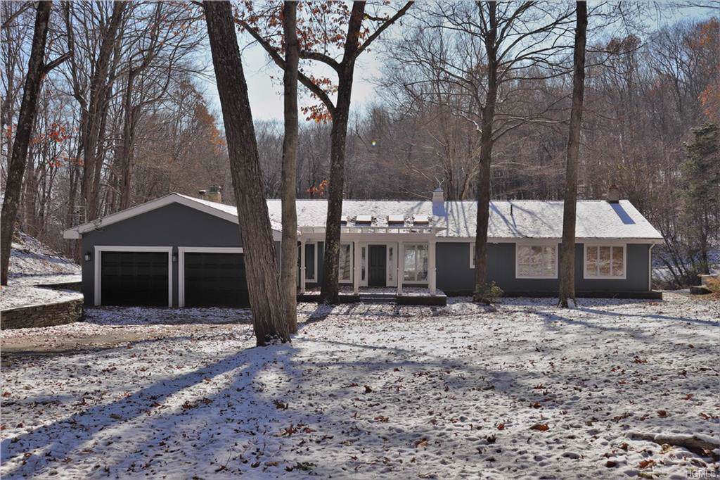 429 Lake Drive - Photo 1