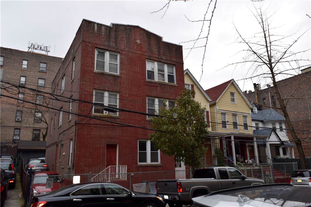 2710 Creston Avenue - Photo 1