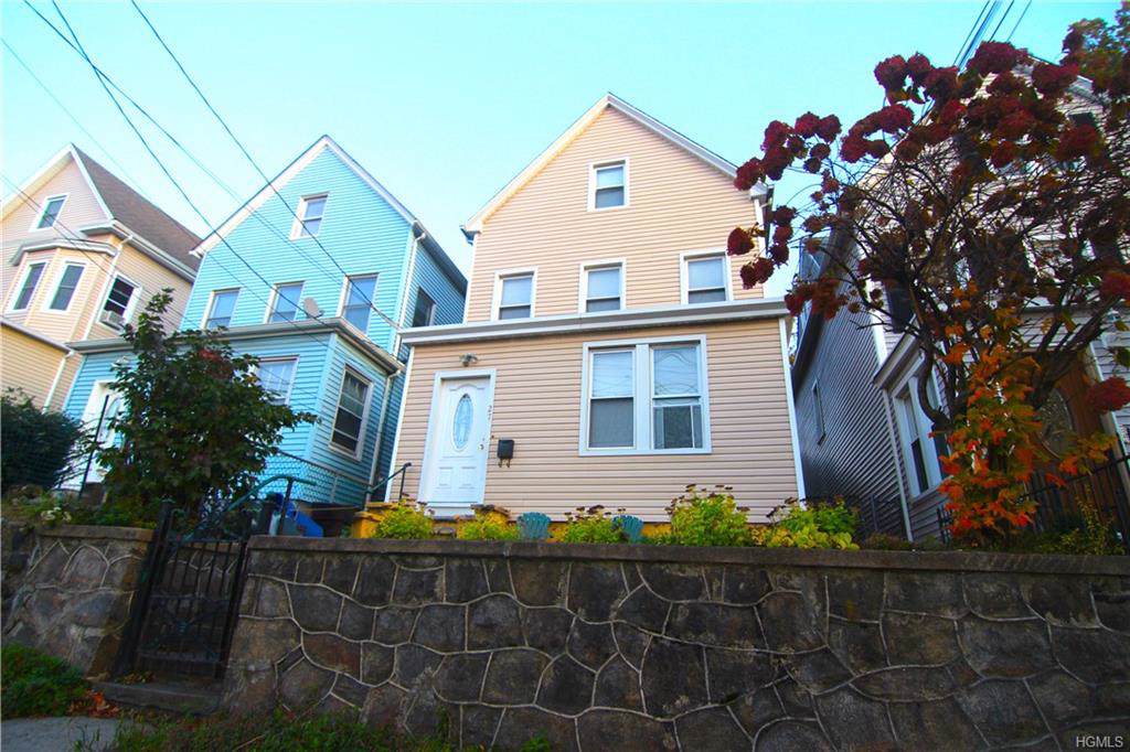 27 Terrace Avenue - Photo 1