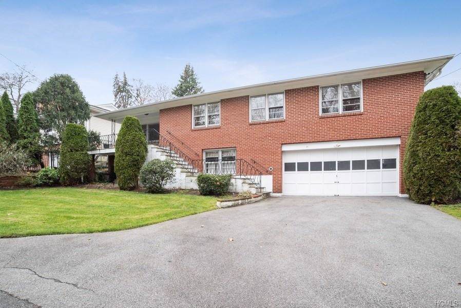 11 Mcarthur Avenue - Photo 1