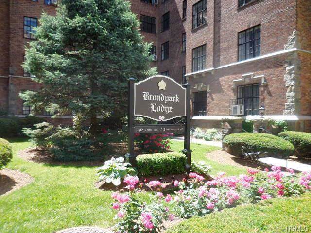 2 Westchester Avenue - Photo 1
