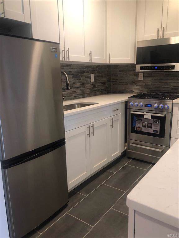 3065 Sedgwick Avenue - Photo 1