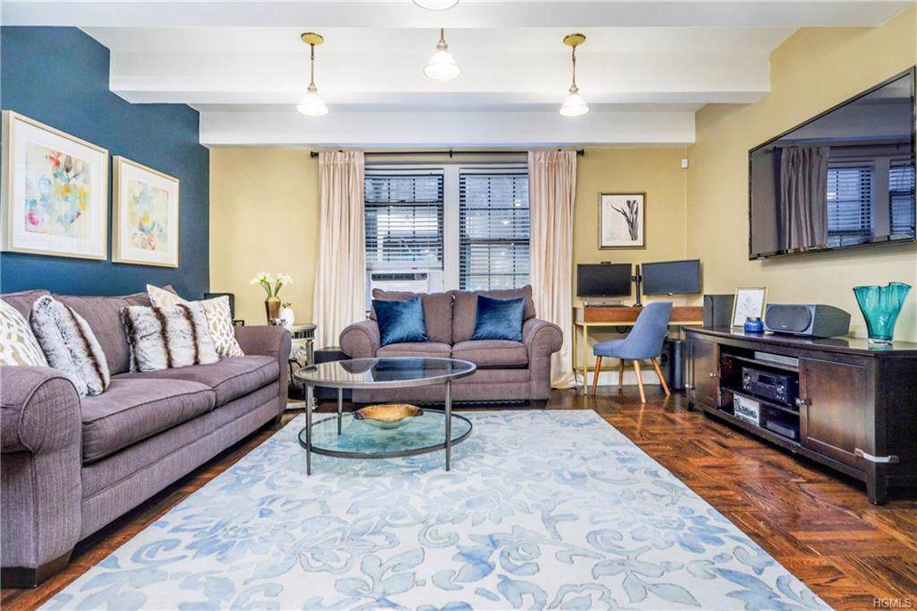 174 Garth Road - Photo 1