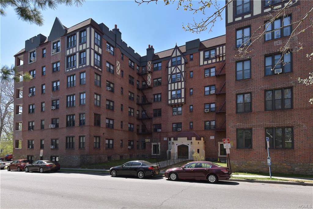 590 Third Street - Photo 1
