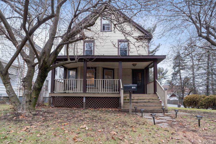 122 Innis Avenue - Photo 1