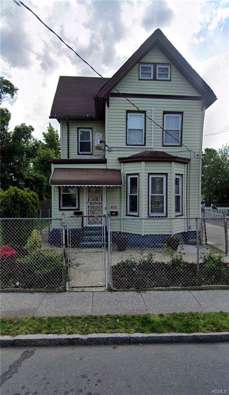 230 11th - Photo 1