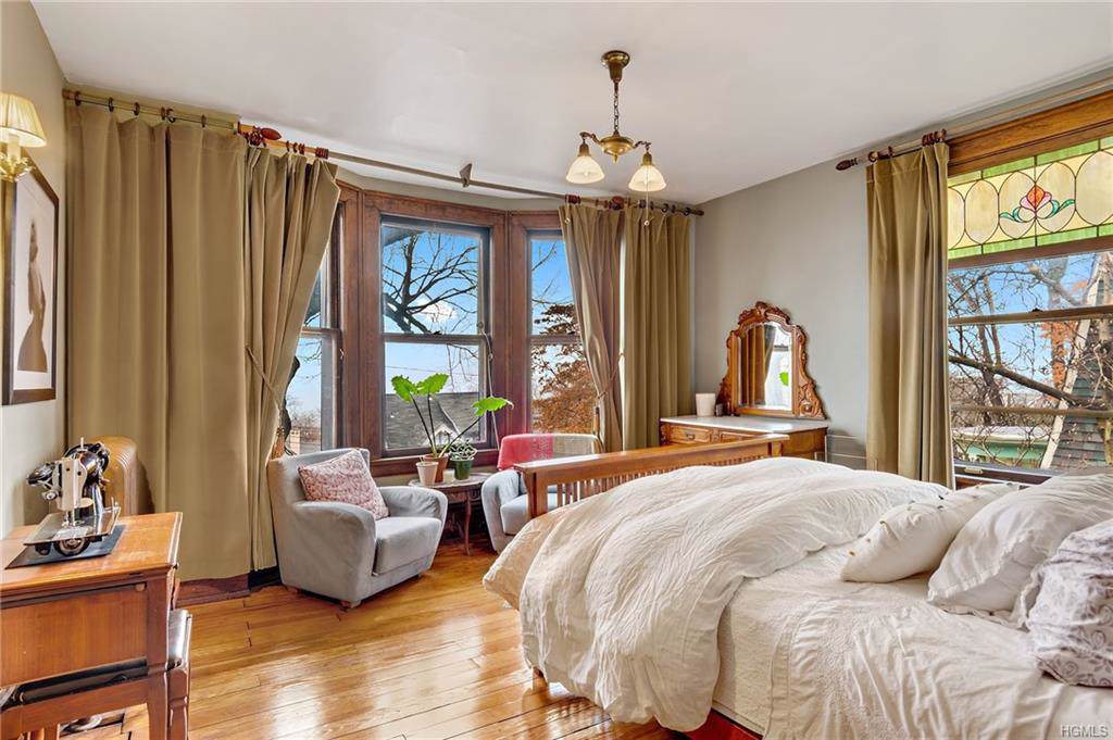 93 aka 7 Philipse Place - Photo 1