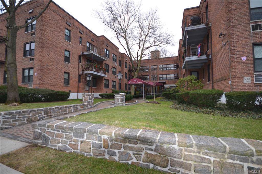 953 Boston Post Road - Photo 1