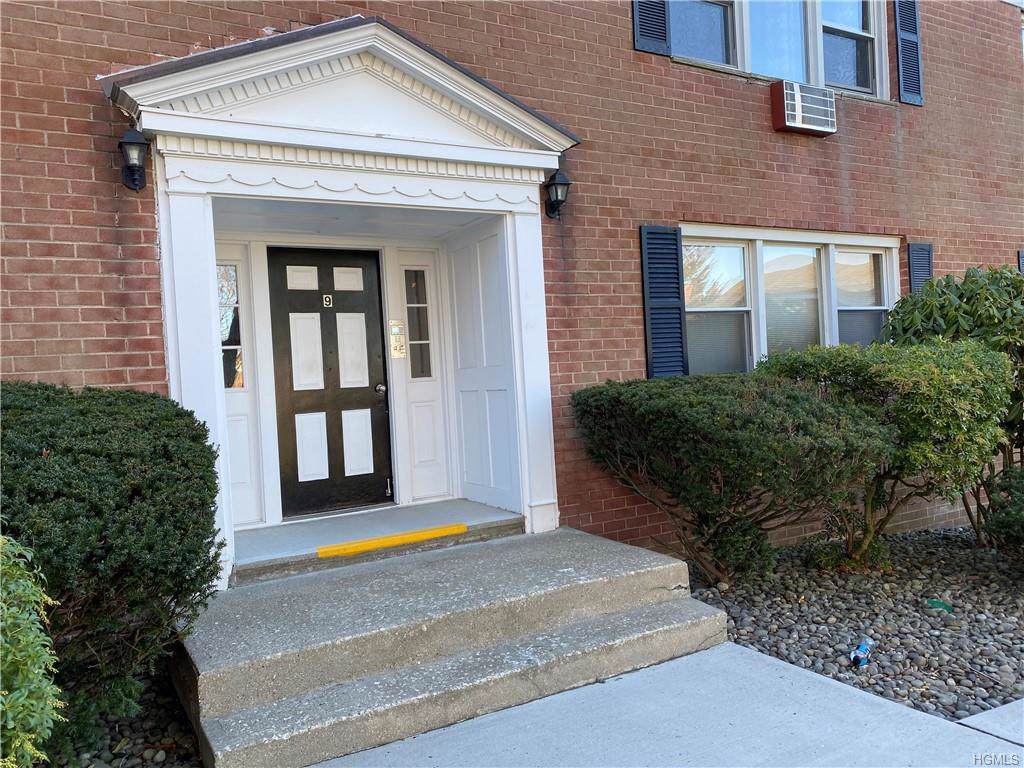 9 Lenox Court - Photo 1