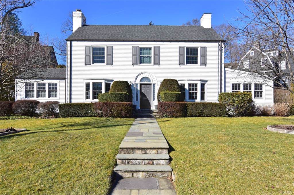51 Tanglewylde Avenue - Photo 1
