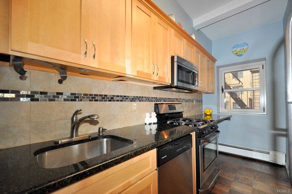 80 Hartsdale Avenue - Photo 1