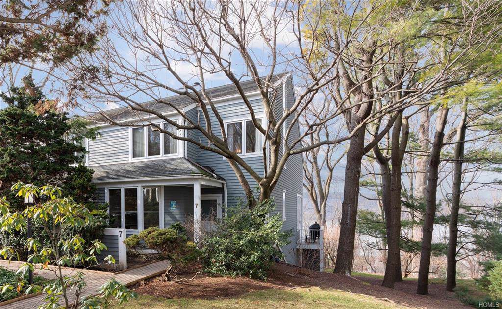 7 Hastings Landing - Photo 1