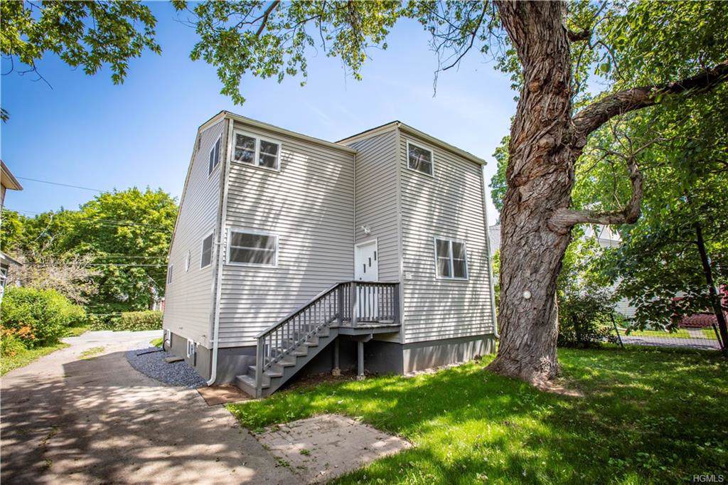15 Yates Avenue - Photo 1