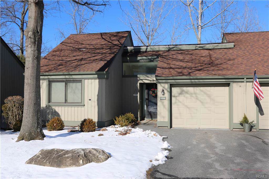 624 Heritage Hills - Photo 1