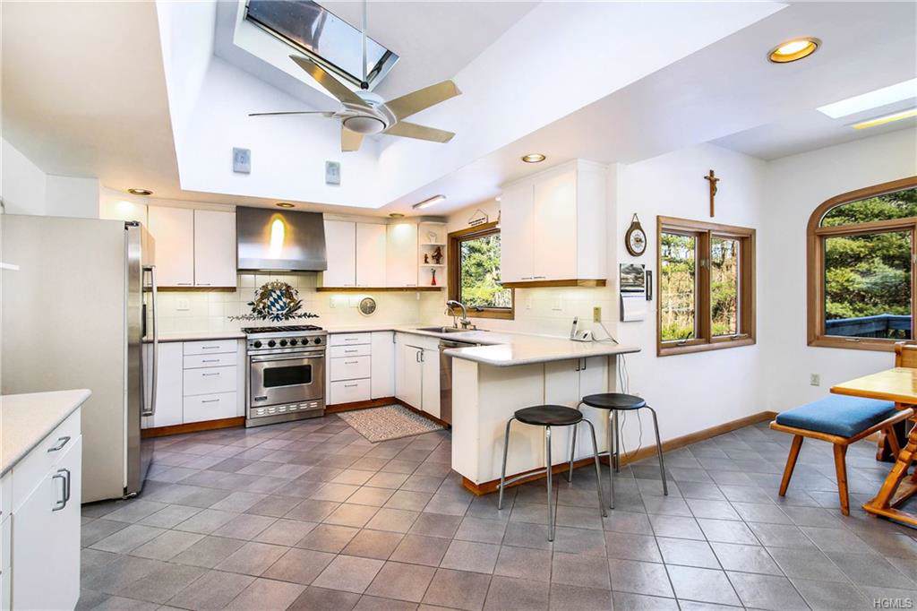13 Pinesbridge Road - Photo 1