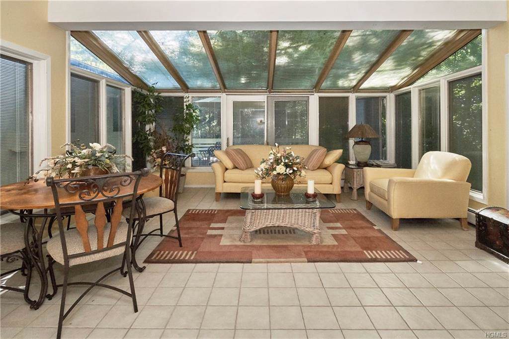 4 Kevin Drive - Photo 1