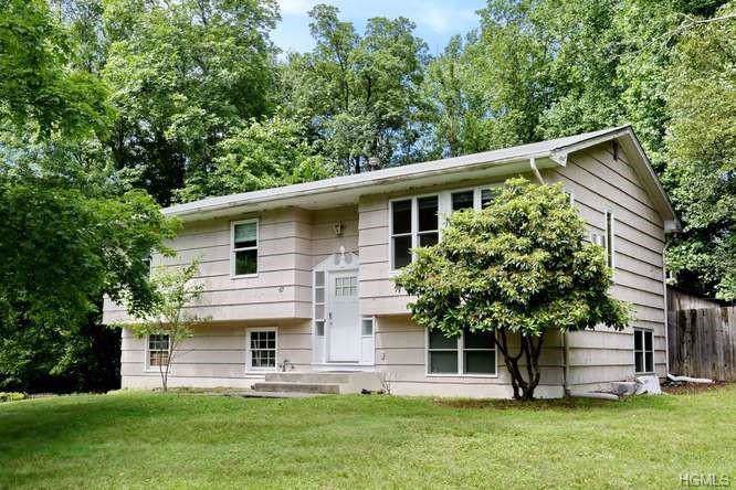 67 Laura Drive - Photo 1