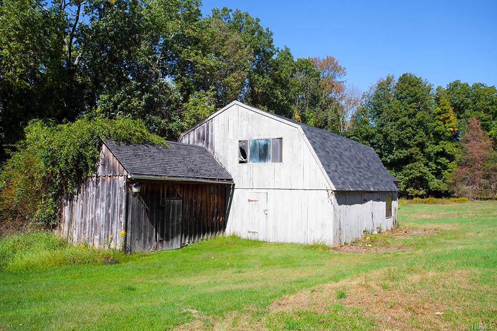 61 Benedict Road - Photo 1