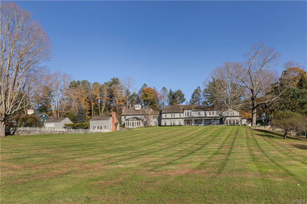 330 Stone Hill Road - Photo 1