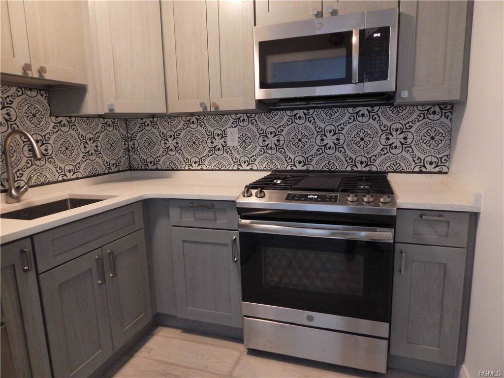 827 Jackson Avenue - Photo 1