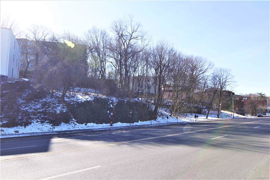 148 Yonkers Avenue - Photo 1