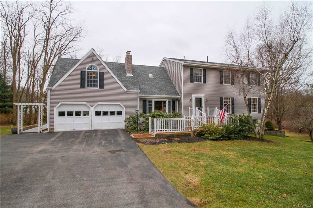 214 Rombout Road - Photo 1