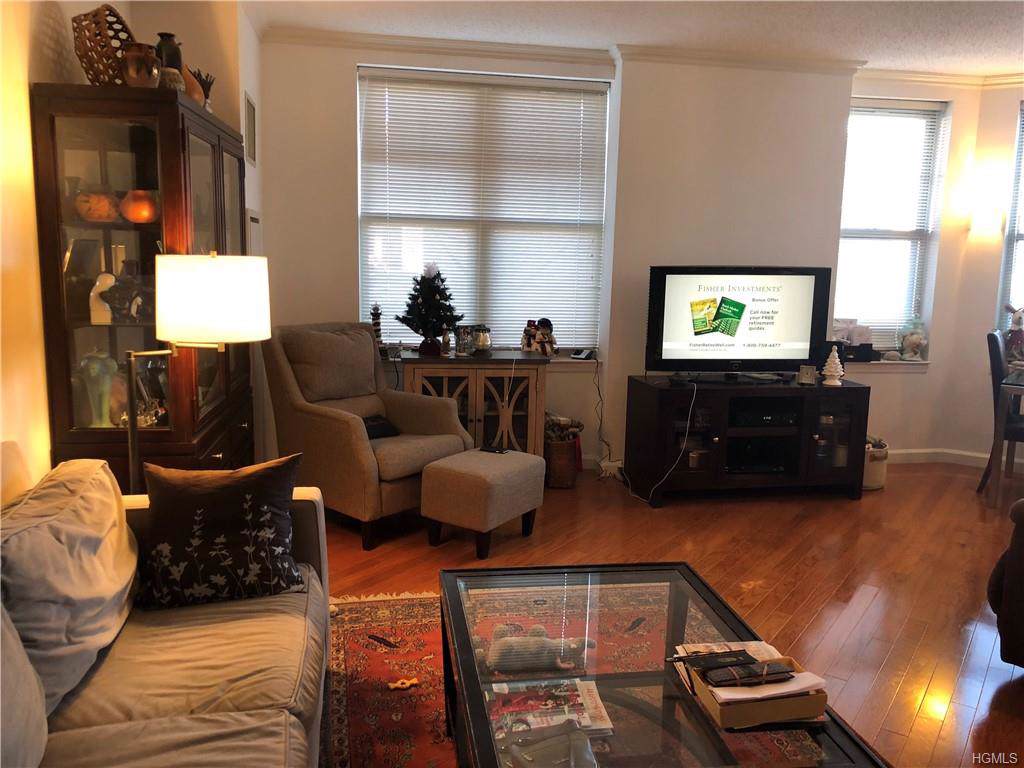 300 Mamaroneck Avenue - Photo 1