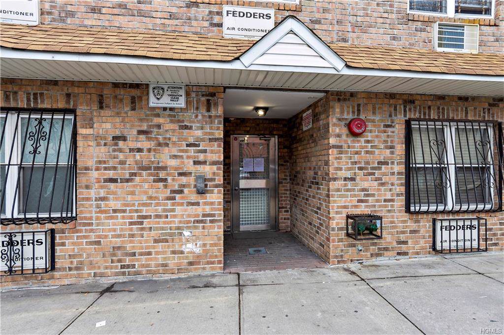 1213 Nelson Avenue - Photo 1