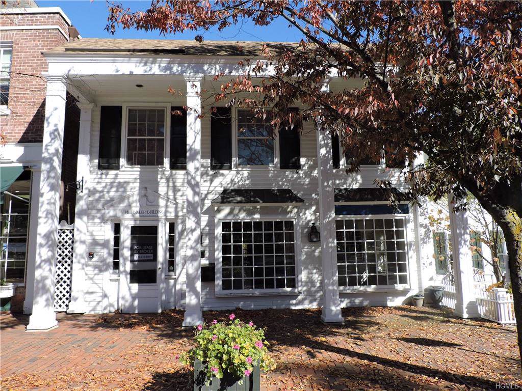 30 Village Green - Photo 1