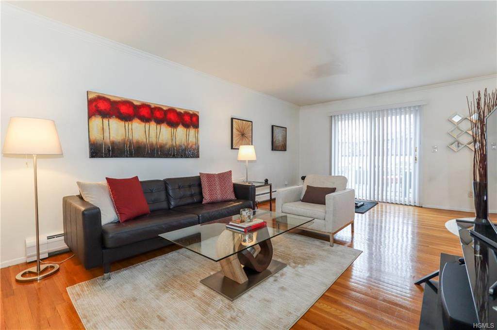 11 Oxford Drive - Photo 1