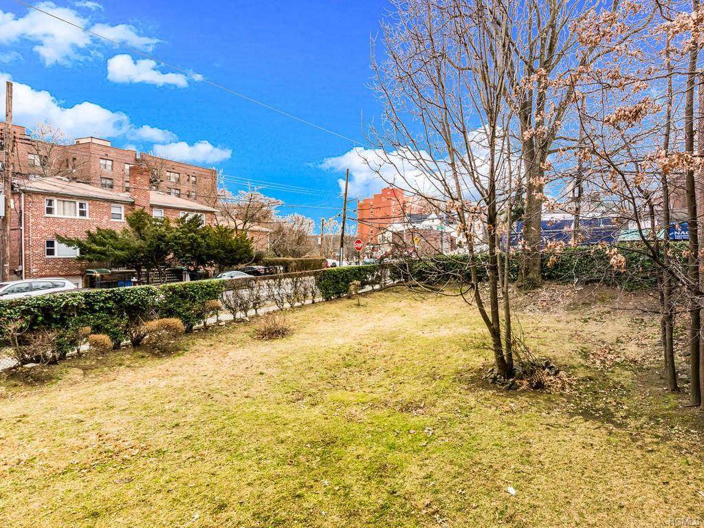 5713 Post Road - Photo 1