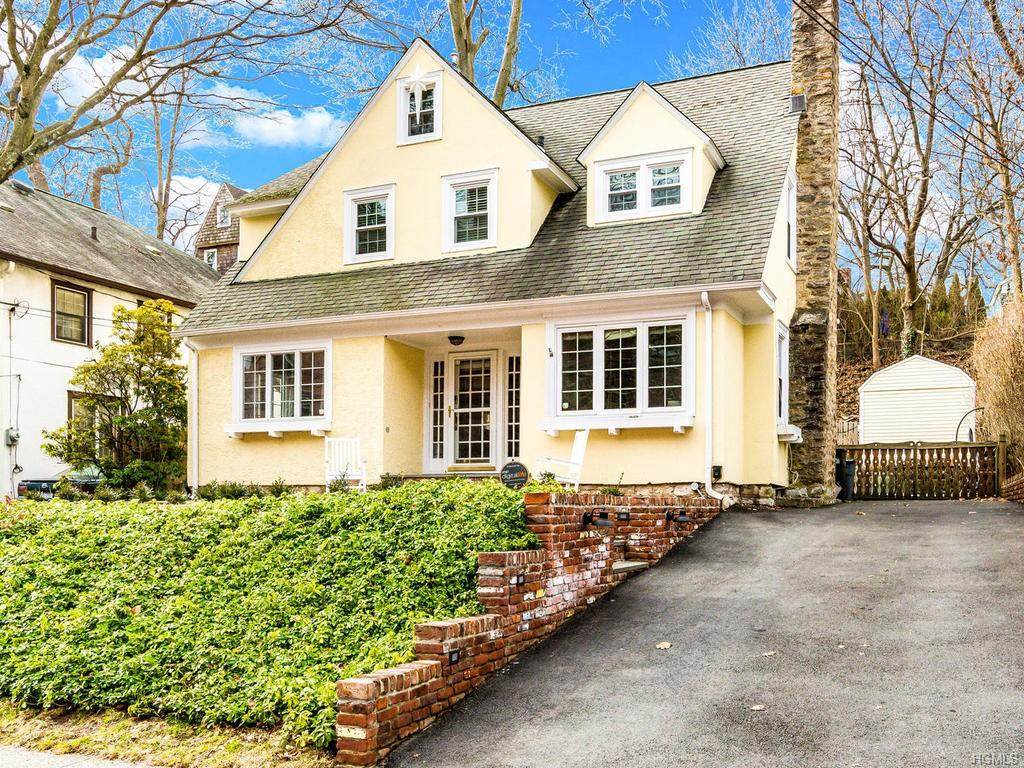 265 Bronxville Road - Photo 1