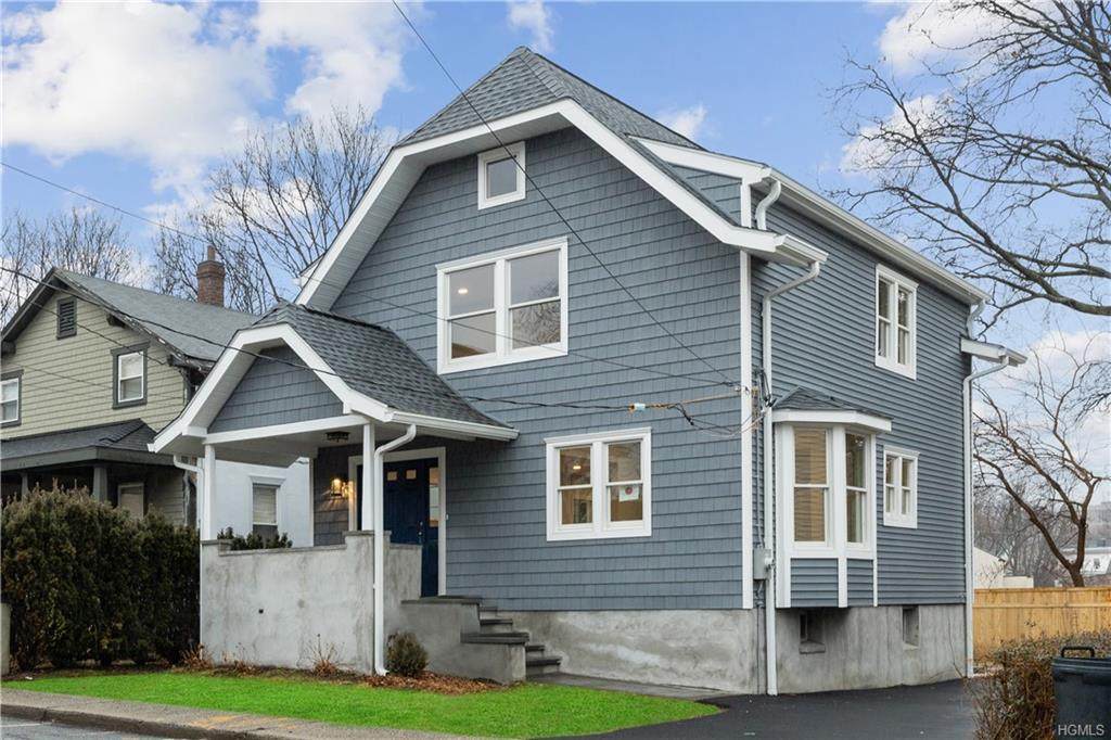216 Depew Avenue - Photo 1