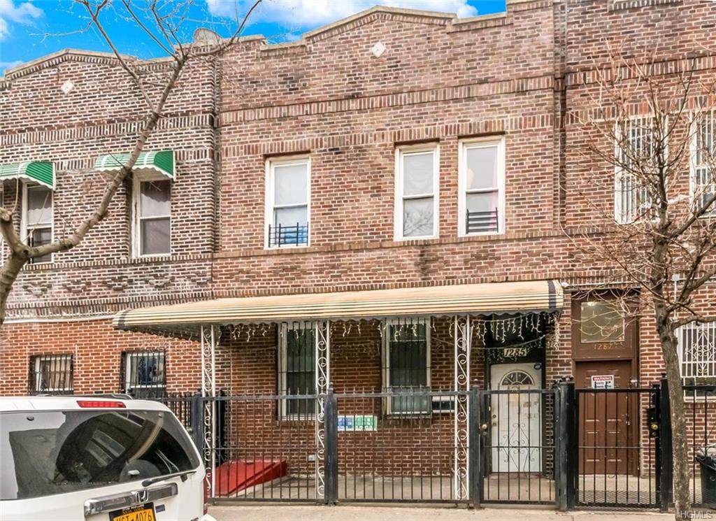 1285 Saint Lawrence Avenue - Photo 1