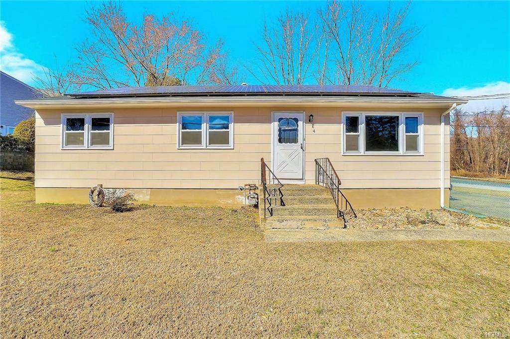 4 Sunrise Drive - Photo 1