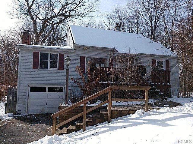 4 Knolls Road - Photo 1