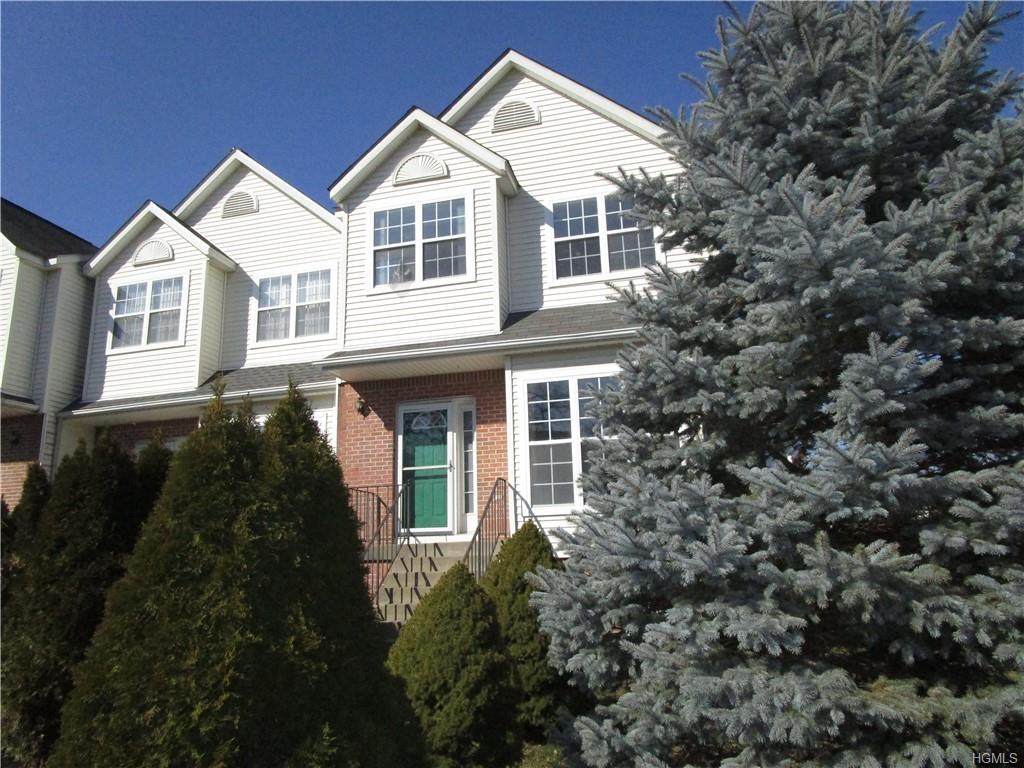 58 Schenck Avenue - Photo 1